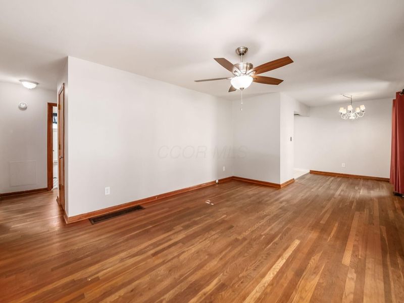 2565 Kreber Avenue , Columbus, OH 43204 Photo 12