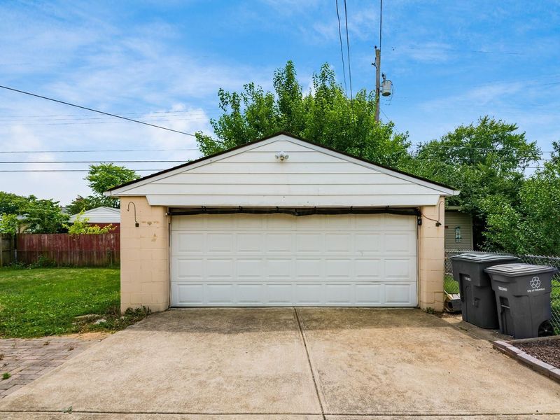 2565 Kreber Avenue , Columbus, OH 43204 Photo 38