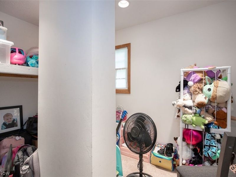 2324 Suncrest Drive , Cuyahoga Falls, OH 44221 Photo 31