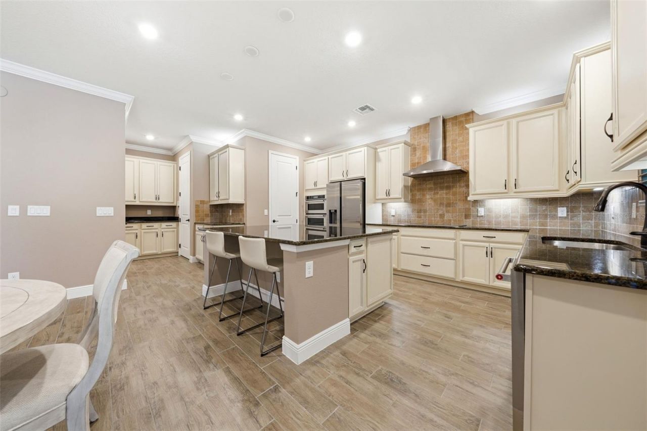 8210 Ludington Circle, Orlando, FL 32836 Photo