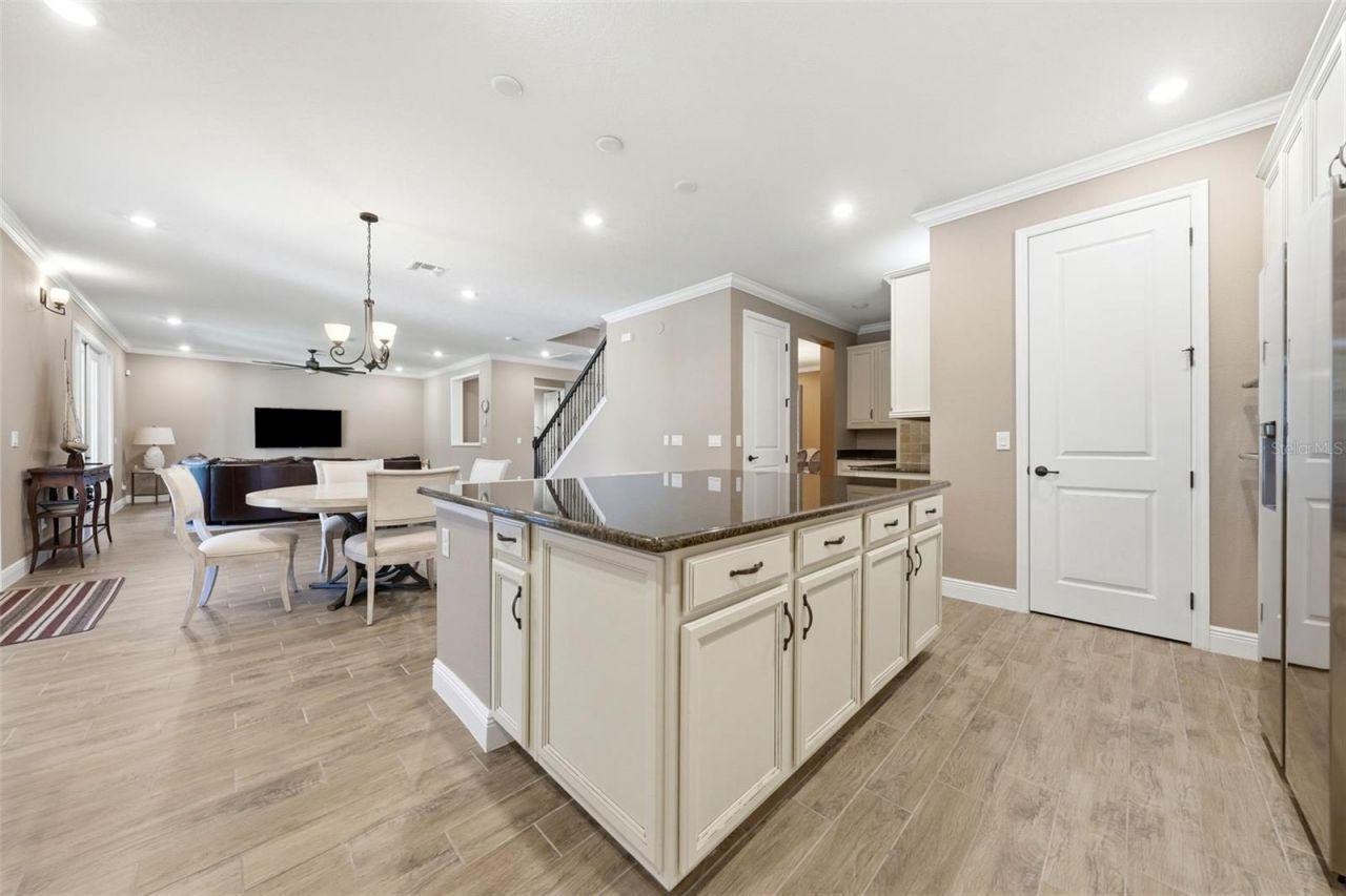 8210 Ludington Circle, Orlando, FL 32836 Photo