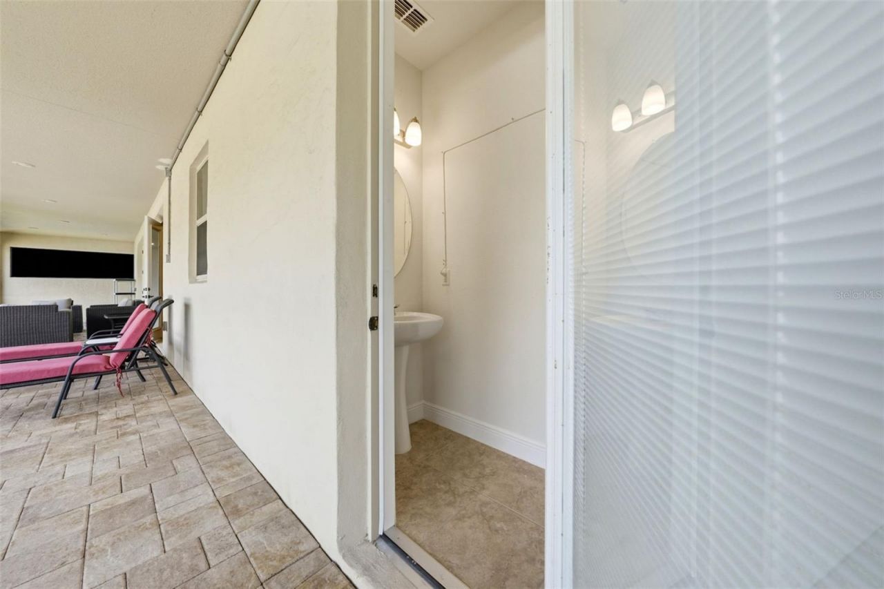 8210 Ludington Circle, Orlando, FL 32836 Photo