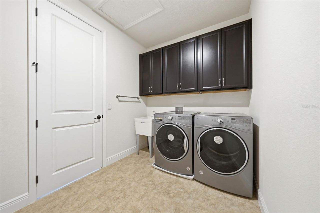 8210 Ludington Circle, Orlando, FL 32836 Photo