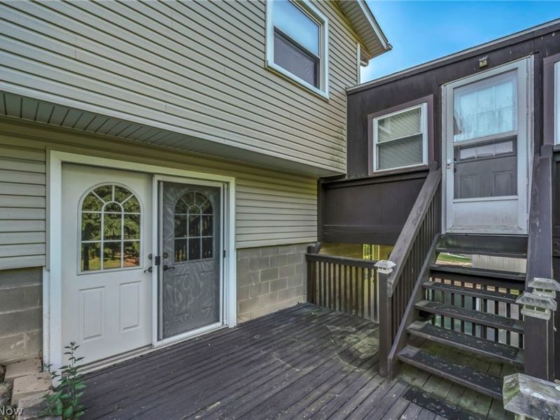 1347 S Polen Avenue , Mogadore, OH 44260 Photo 24