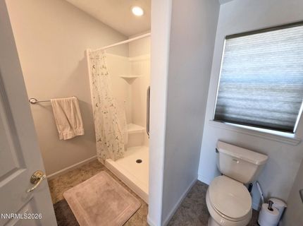 652 Jennys Lane, Fernley, NV 89408 Photo