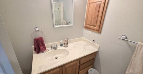 652 Jennys Lane, Fernley, NV 89408 Photo