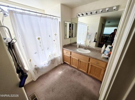652 Jennys Lane, Fernley, NV 89408 Photo