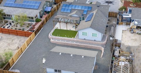 652 Jennys Lane, Fernley, NV 89408 Photo