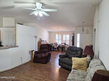652 Jennys Lane, Fernley, NV 89408 Photo