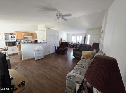 652 Jennys Lane, Fernley, NV 89408 Photo