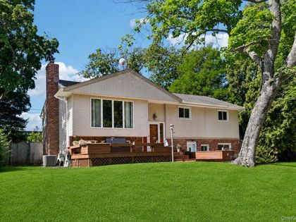 4 Sherbrooke Drive Smithtown, NY 11787