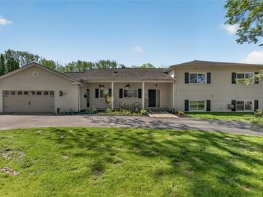 41 Country Club Drive, Rochester, NY 14618