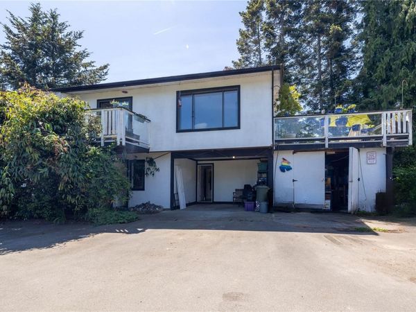 307 Maliview Dr , Salt Spring, BC V8K 1B1
