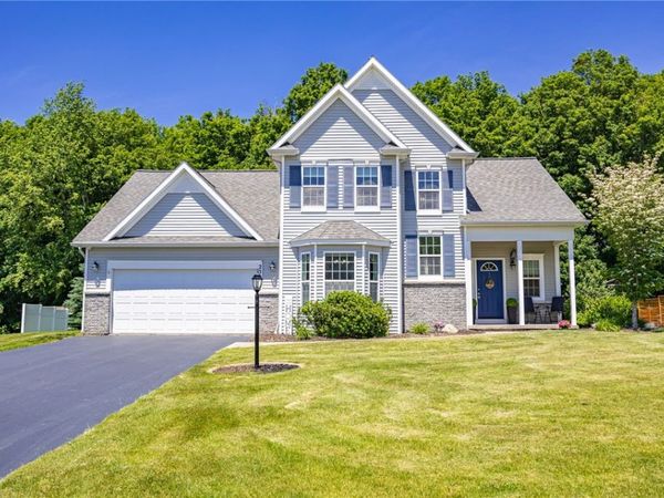 230 Woodsview Drive , Webster, NY 14580