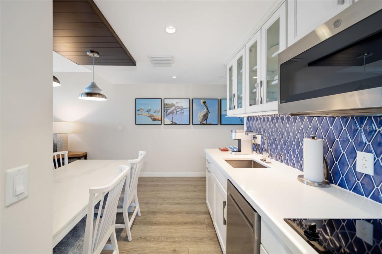 210 Sands Point Road , Unit 2402, Longboat Key, FL 34228 Photo