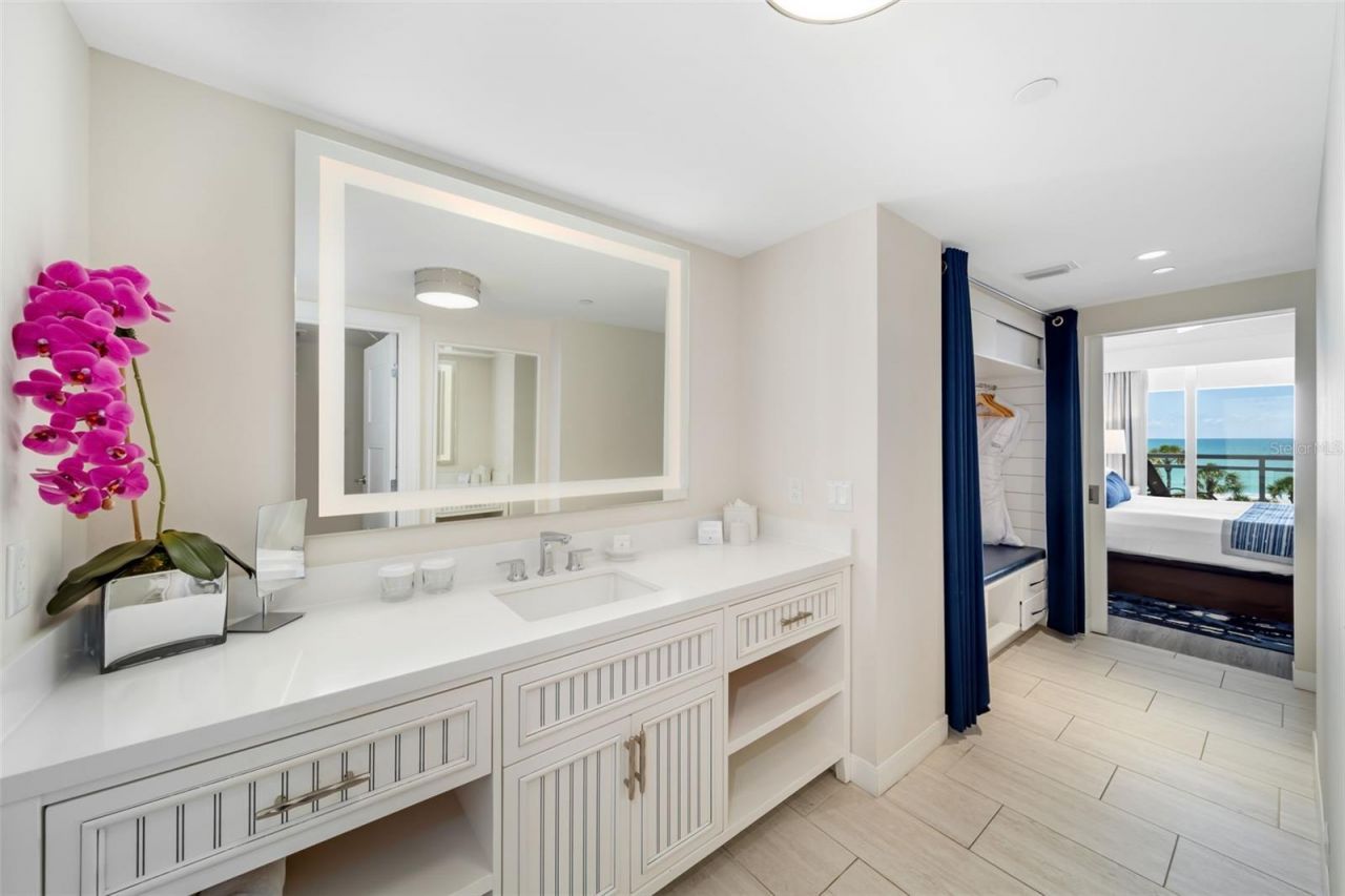 210 Sands Point Road , Unit 2402, Longboat Key, FL 34228 Photo