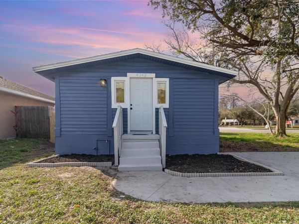 4242 RALEIGH STREET , ORLANDO, FL 32811