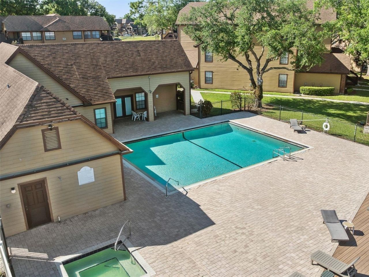 420 Forestway Circle, Unit 307, Altamonte Springs, FL 32701 Photo