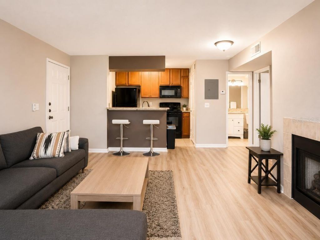 420 Forestway Circle, Unit 307, Altamonte Springs, FL 32701 Photo