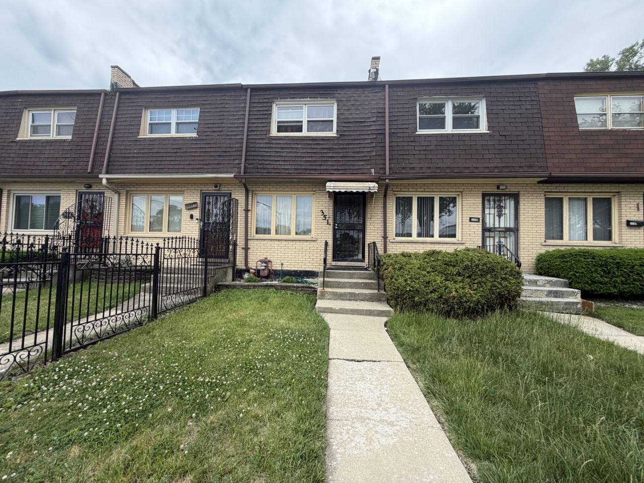 351 E 91st Street , Chicago, IL 60619