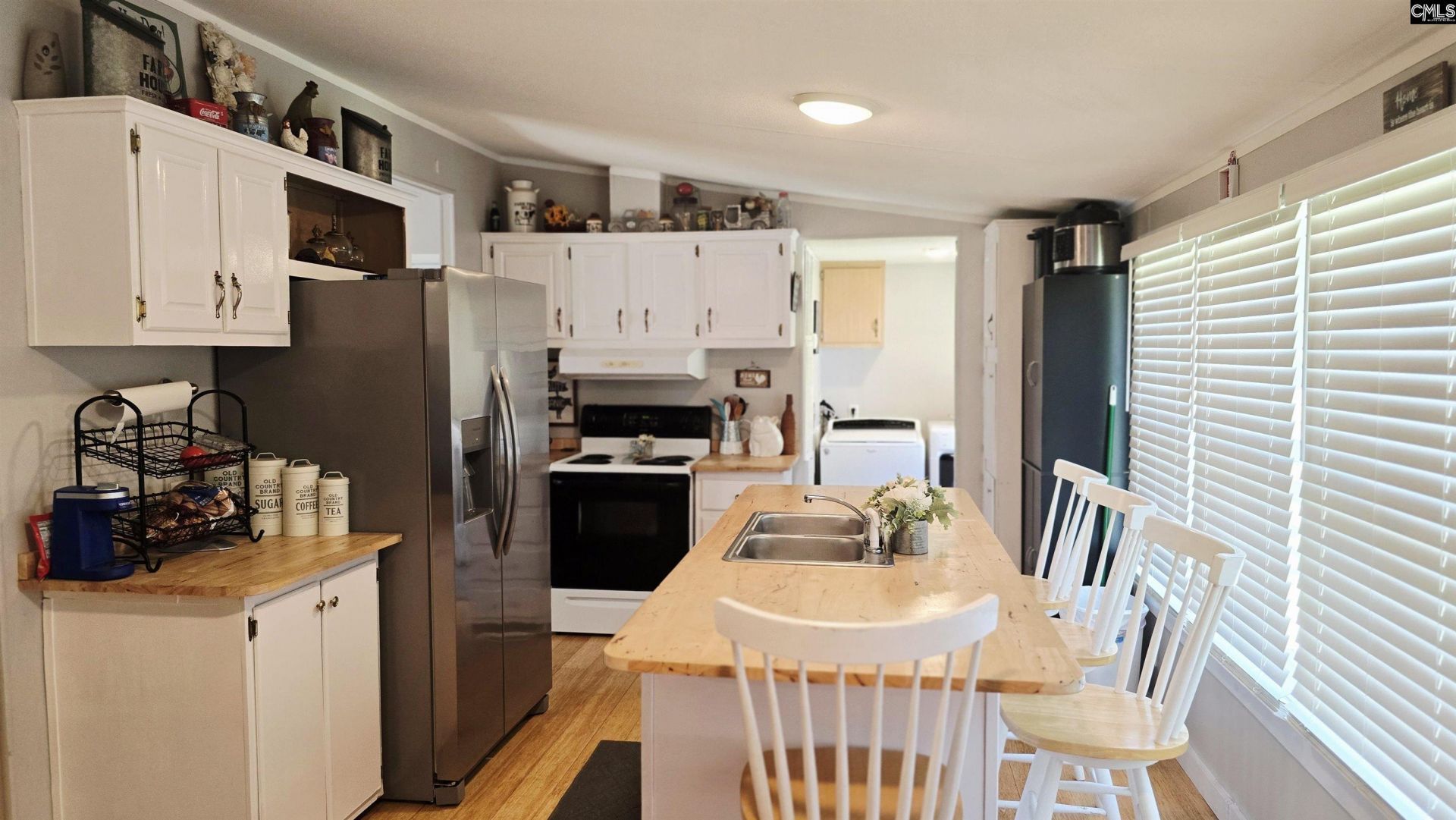 624 Lawson Road  Photo 13