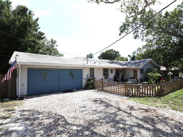 915 DEMPSEY STREET , CLEARWATER, FL 33756