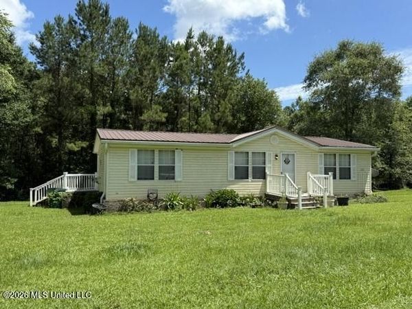 26042 Creek Cove, Perkinston, MS 39573