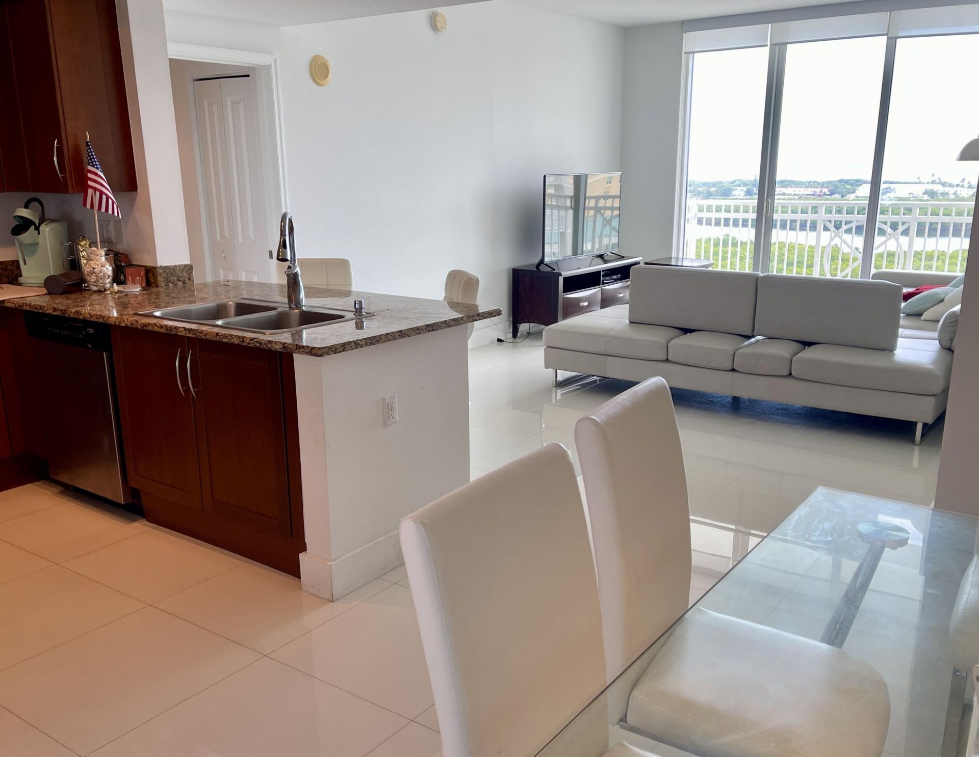 350 N Federal Highway, Unit 1206, Boynton Beach, FL 33435 Photo