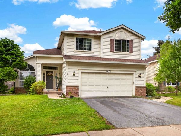 1675 Napa Drive , Gurnee, IL 60031
