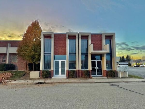 1411 6th AVENUE #3, Grafton, WI 53024