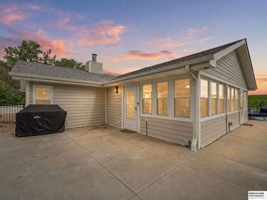 2595 W Shore Drive, Union, NE 68455