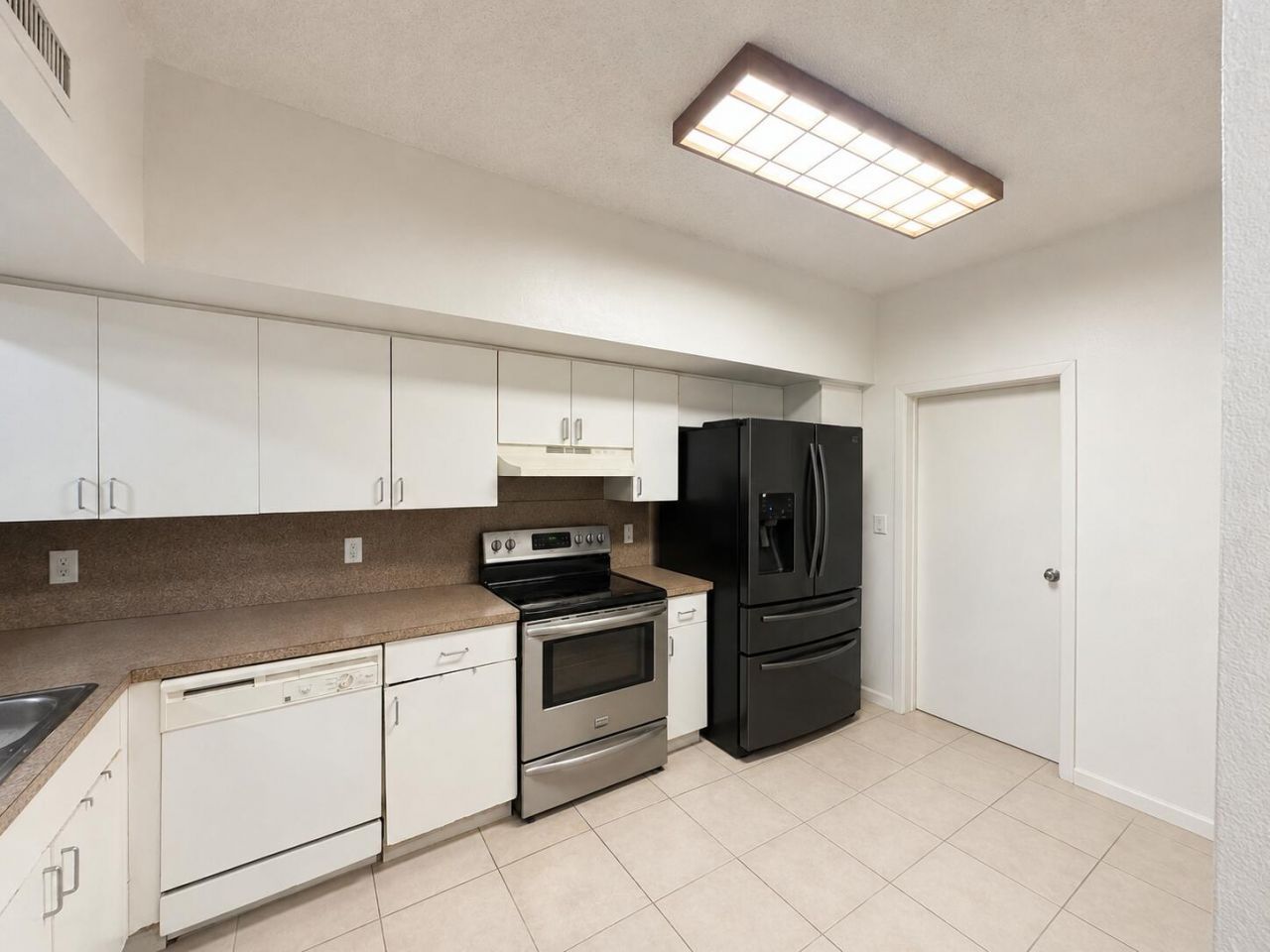 11862 SW 98th Terrace, Miami, FL 33186 Photo