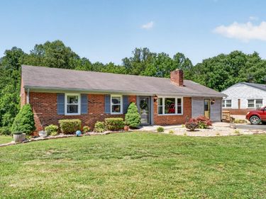201 Westbriar Place, Madison Heights, VA 24572