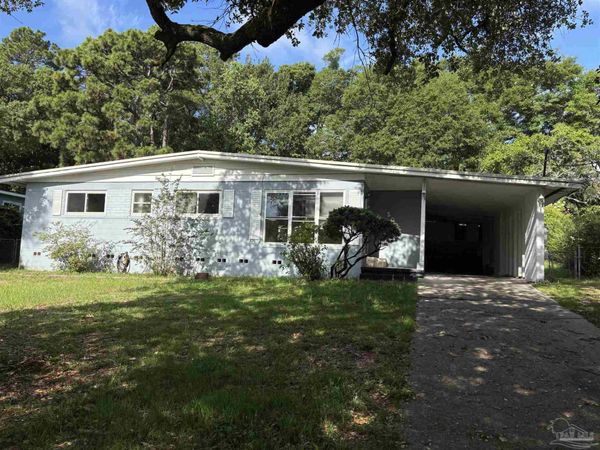 5095 Crestwood Rd, Pensacola, FL 32503