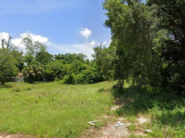 24 W Bobe St, Pensacola, FL 32501