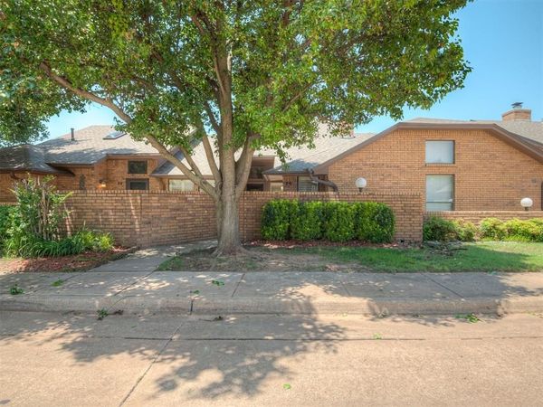 1899 Saddleback Boulevard, Unit 29, Norman, OK 73072