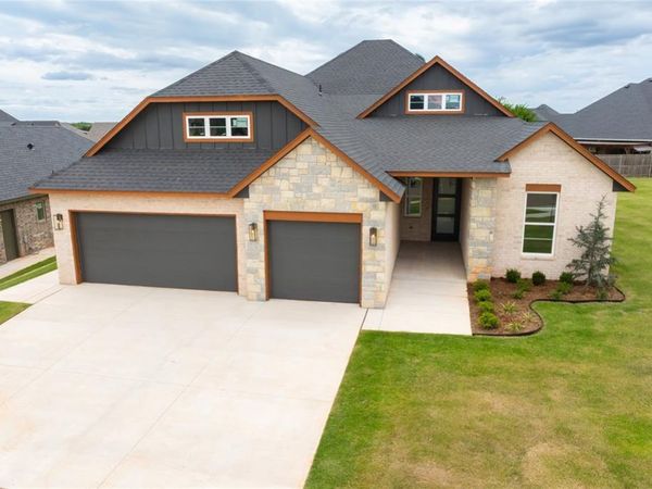 11725 NW 105th Street, Yukon, OK 73099