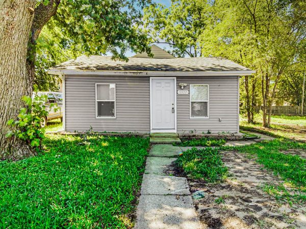 1977 W 47th Avenue , Gary, IN 46408