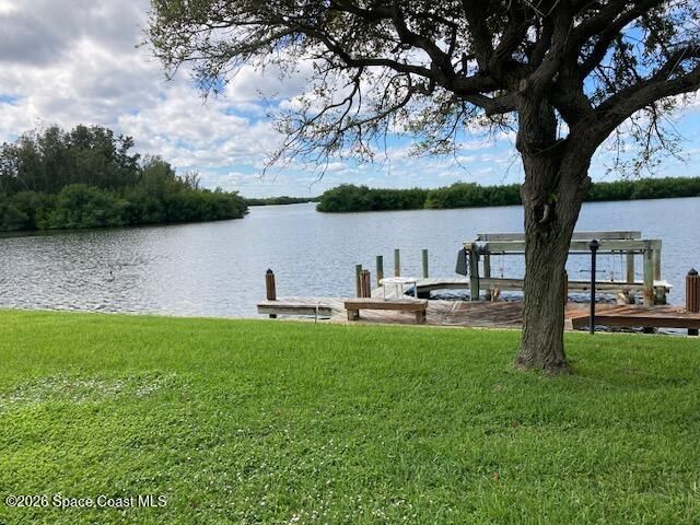 597 Capri Road, Cocoa Beach, FL 32931 Photo