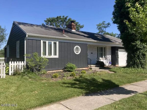 210 River Road, Maumee, OH 43537