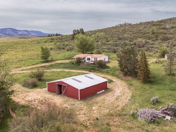9205 E Merrick Rd, Lava Hot Springs, ID 83246