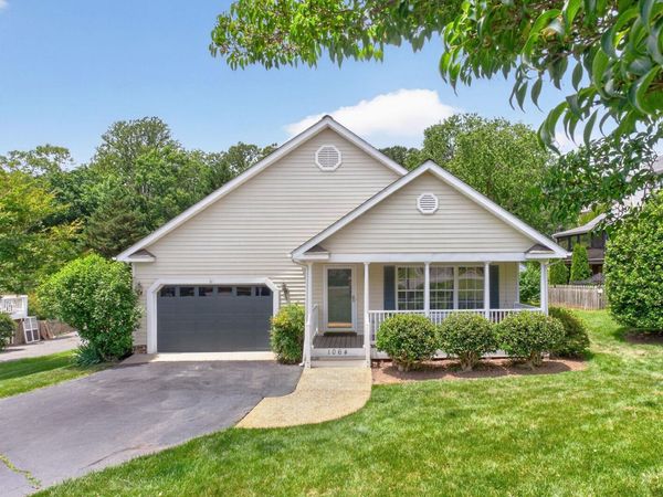 1064 WINTERGREEN LN , Charlottesville, VA 22903