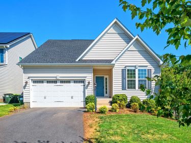 3013 SUN VALLEY DR, Charlottesville, VA 22903