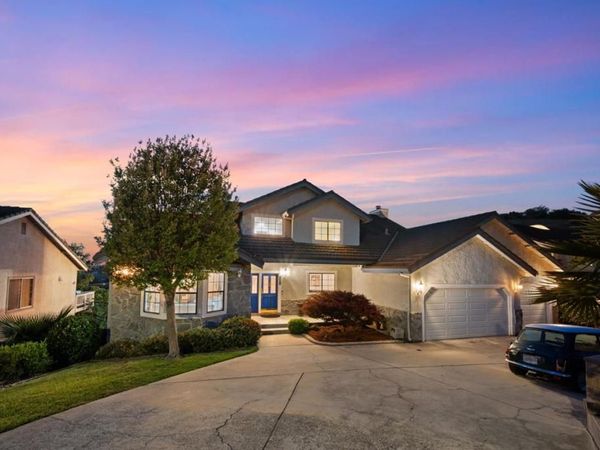 379 Photinia Lane, San Jose, CA 95127