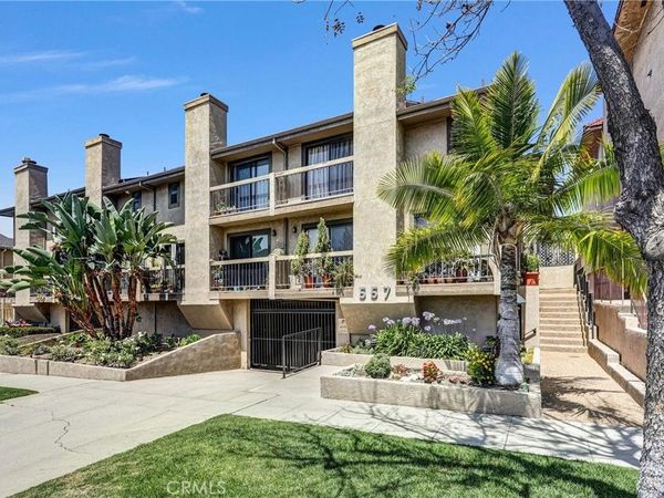 557 E Verdugo Avenue, Unit M, Burbank, CA 91501