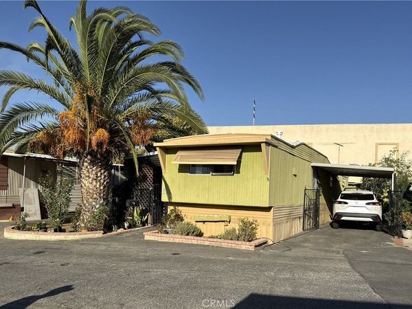 1203 W 6th Street, Unit 81, Corona, CA 92884