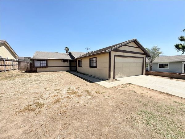 23214 Sonnet, Moreno Valley, CA 92557