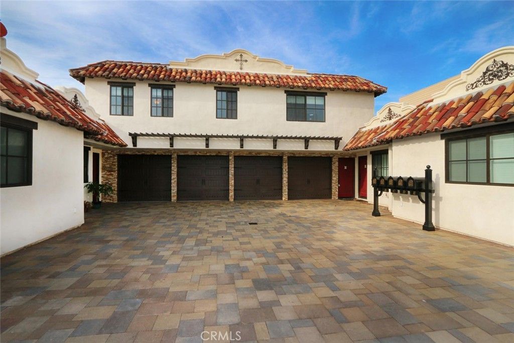 122 Avenida Victoria, Unit B, San Clemente, CA 92672 Main Photo