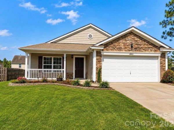 1843 Rustic Barn Drive, Huntersville, NC 28078