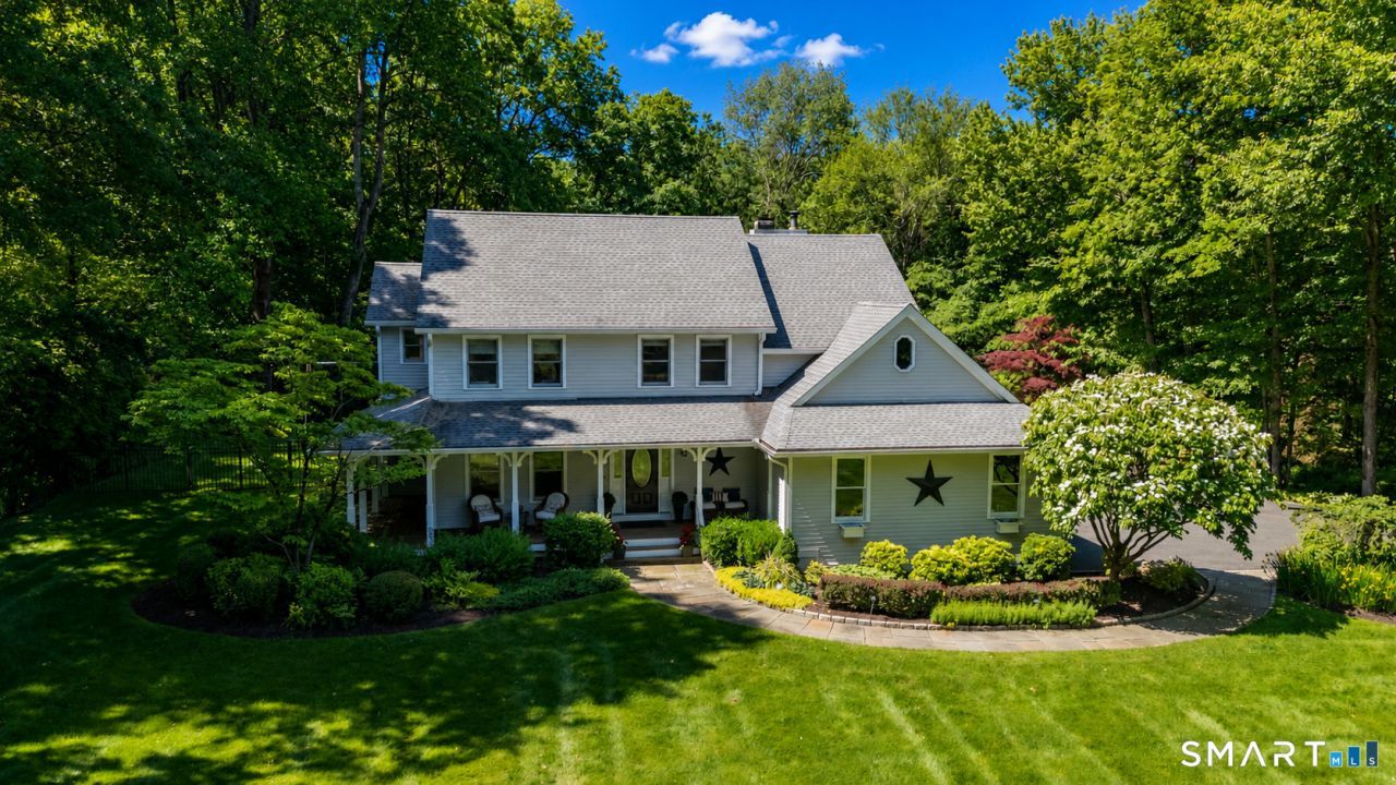 185 Center, Easton, CT 06612 Main Photo